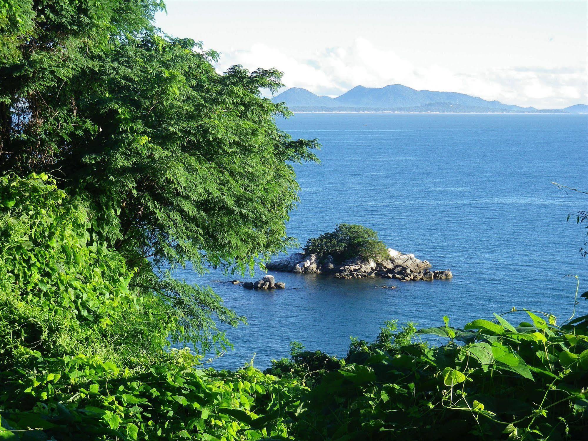 Blue Zebra Island Lodge Senga Luaran gambar