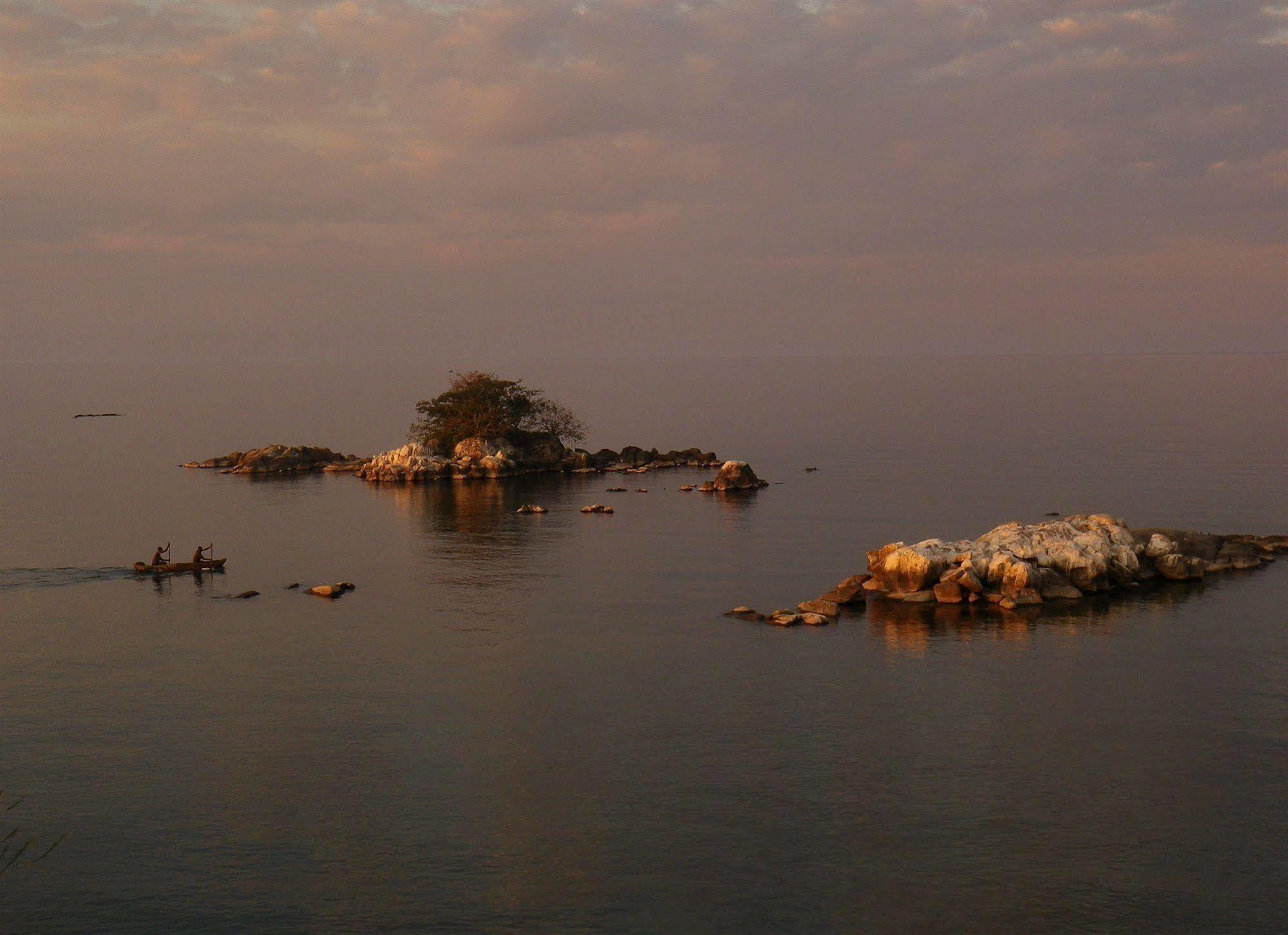 Blue Zebra Island Lodge Senga Luaran gambar
